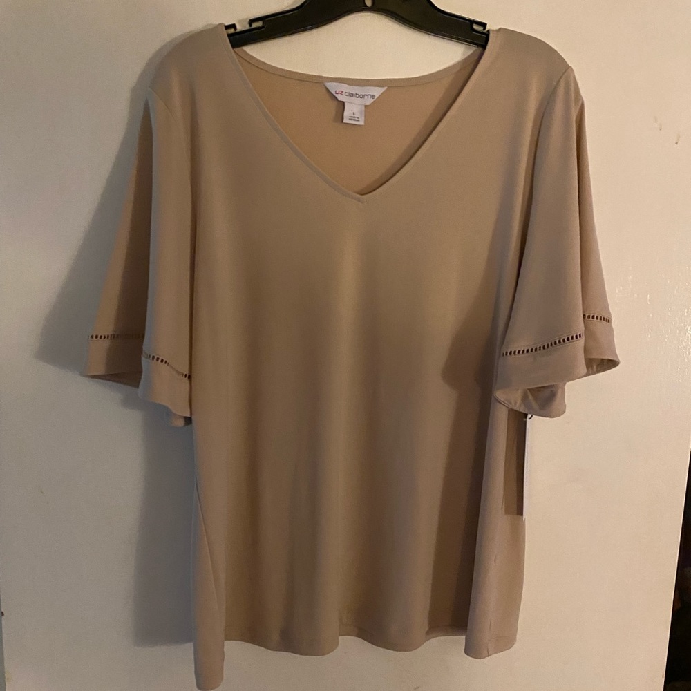 Woman’s short sleeved champagne Liz Claiborne top